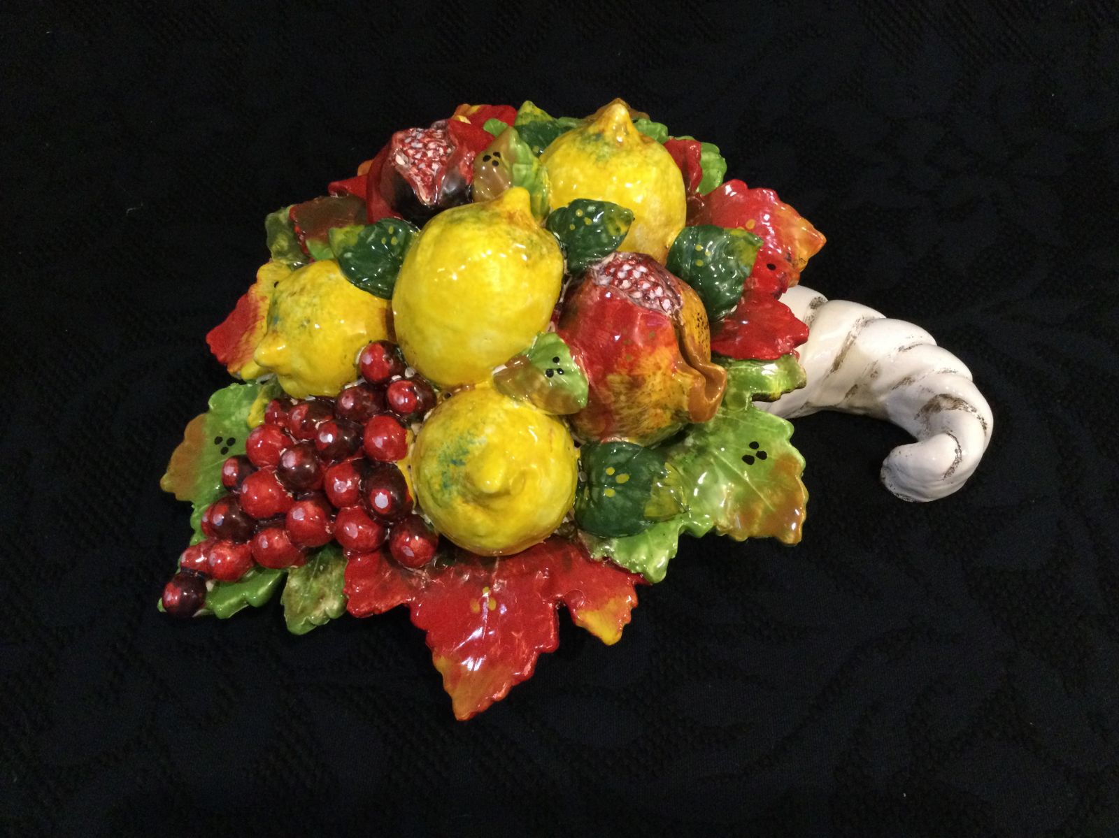 Cornucopia  cm 32x25 con frutta mista 