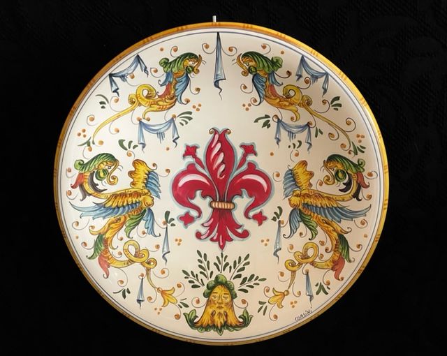 Plate 35 cm raffaellesco with lily