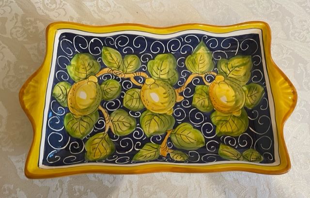 Rectangular tray 35x20 cm with handles and lemons on a blue background