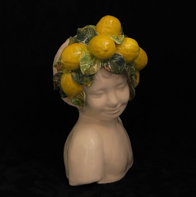 Busto bambina h30x22 con limoni applicati 