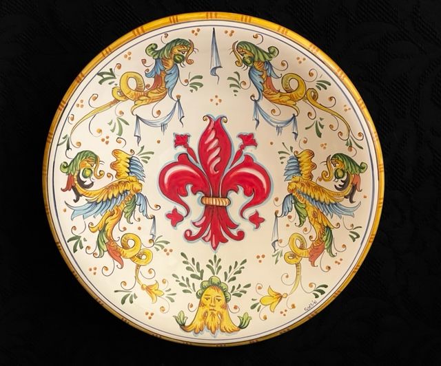 Plate 40 cm raffaellesco with lily