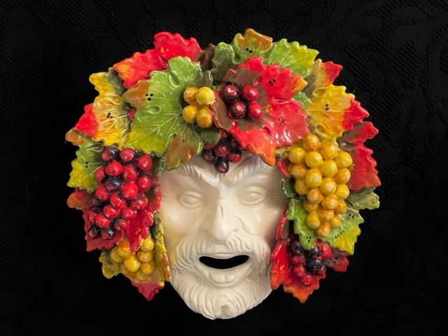 Maschera Bacco con uva 35x35 
